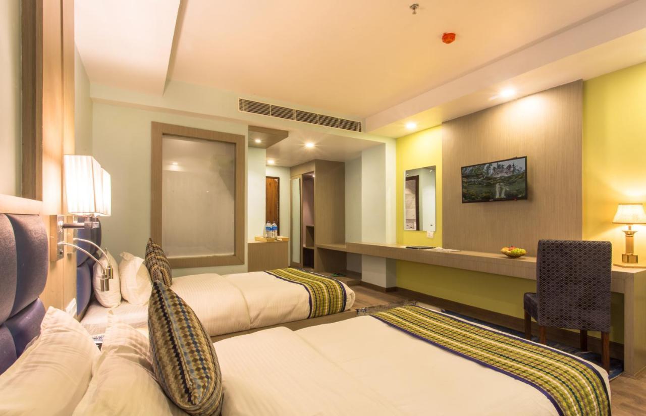 Hotel Siddhartha, Nepalgunj Exteriör bild