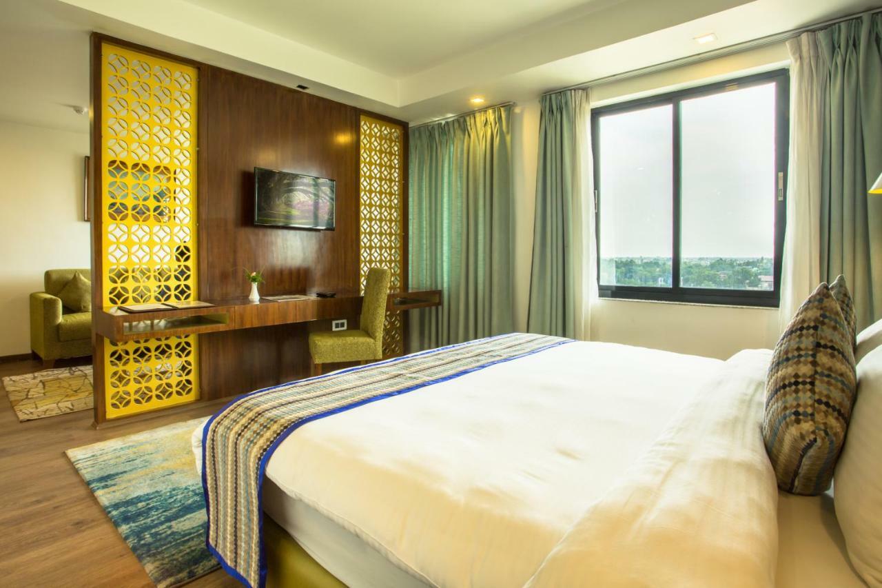 Hotel Siddhartha, Nepalgunj Exteriör bild